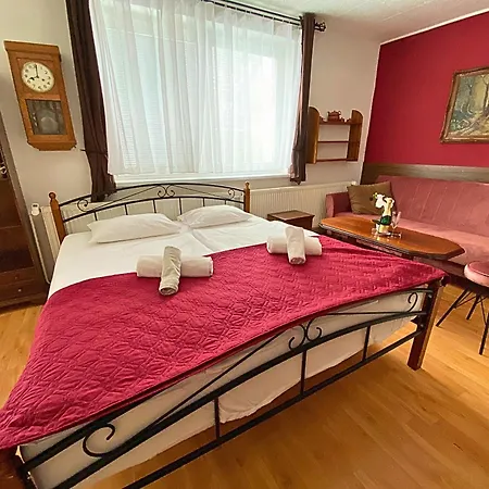 Aparthotel & Pool Prestige Ivica Marianka