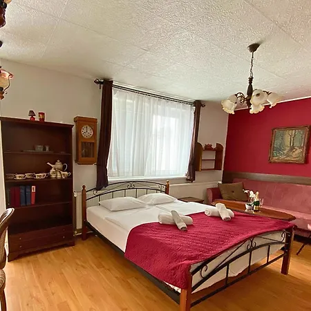 Aparthotel & Pool Prestige Ivica 3*